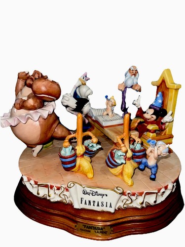 Laurenz capodimonte disney - laurenz, disney’s
