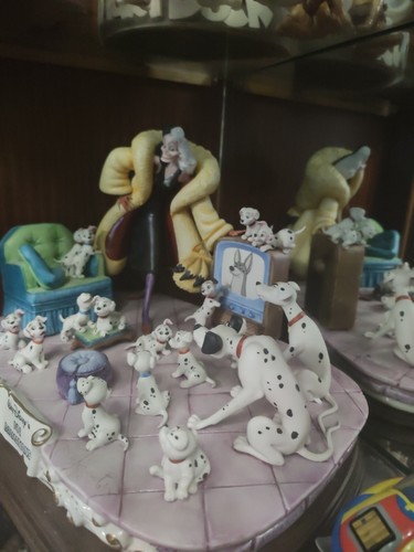 Disney laurenz carica - disney, cani
